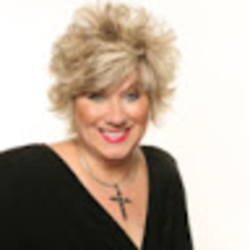 Meet your Posher, Debbie j